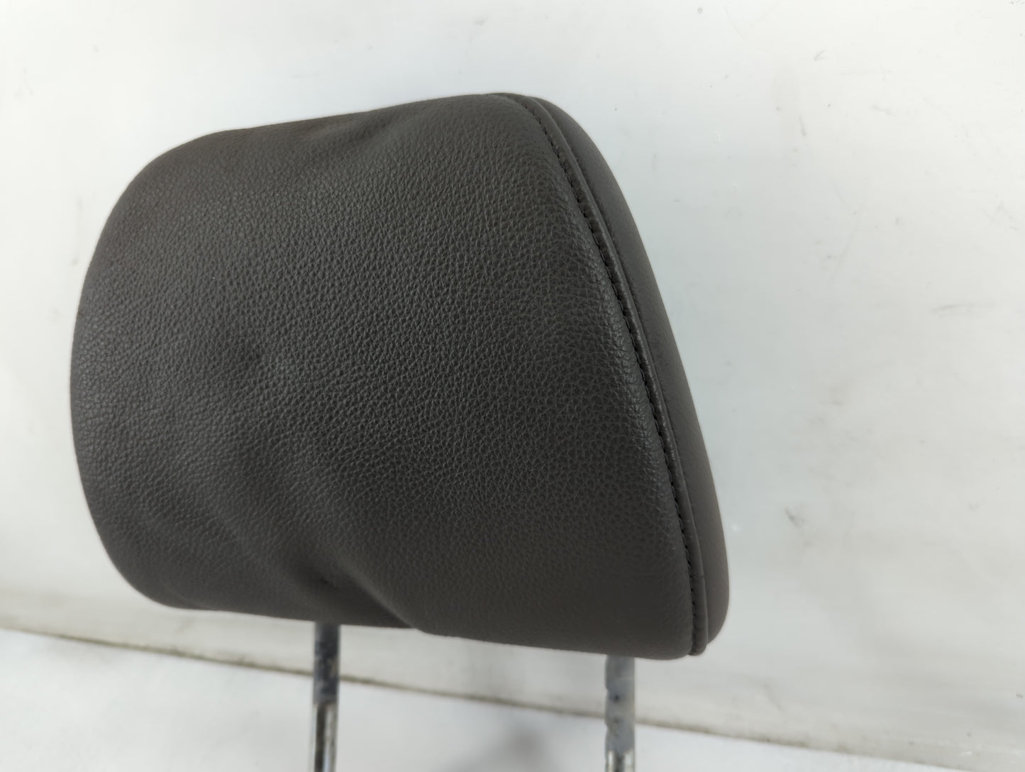 2011 Honda Odyssey Headrest Head Rest Rear Seat Fits OEM Used Auto Parts - Oemusedautoparts1.com