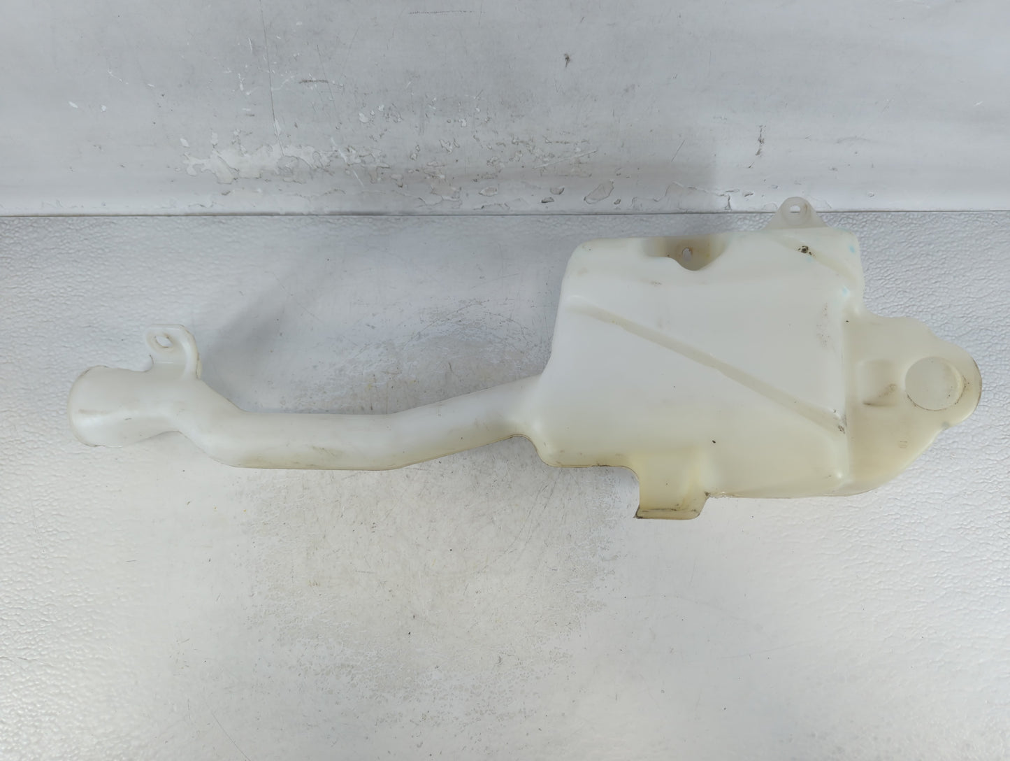 2011-2017 Honda Odyssey Windshield Washer Fluid Reservoir Bottle Oem - Oemusedautoparts1.com