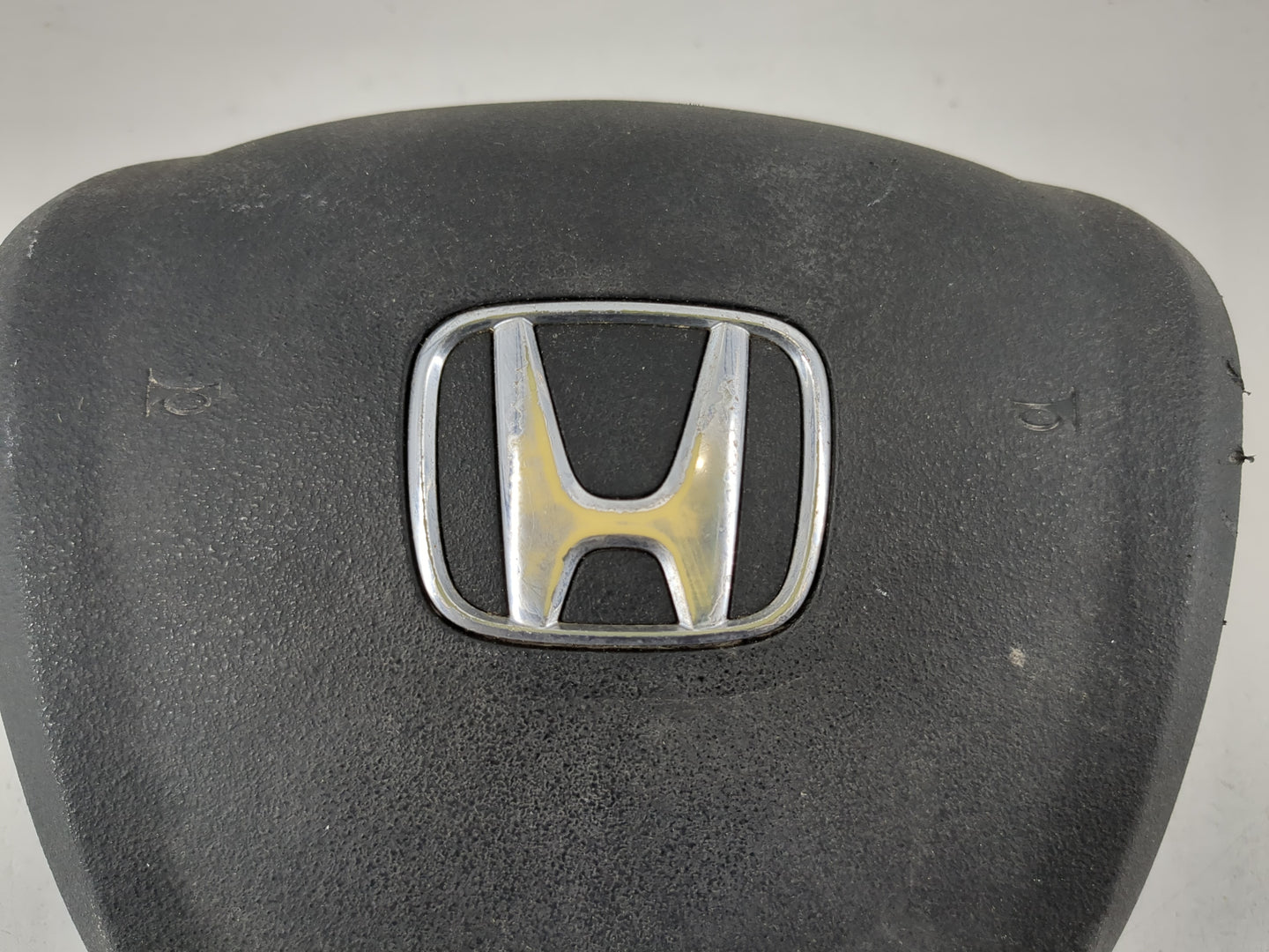 2009-2015 Honda Pilot Air Bag Driver Left Steering Wheel Mounted P/N:UDWS45837 Fits Fits 2009 2010 2011 2012 2013 2014 2015 