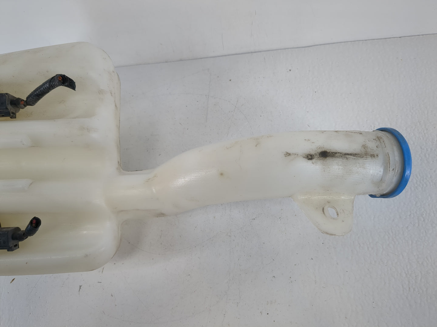 2011-2011 Honda Pilot Windshield Washer Fluid Reservoir Bottle Oem - Oemusedautoparts1.com