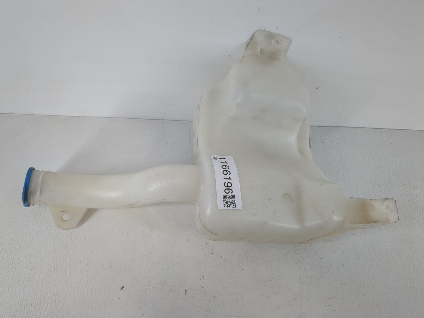 2011-2011 Honda Pilot Windshield Washer Fluid Reservoir Bottle Oem - Oemusedautoparts1.com