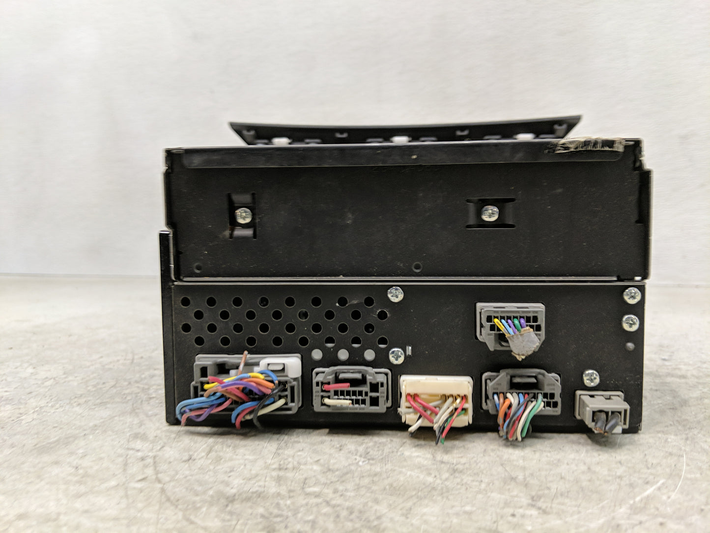 2009-2011 Honda Pilot Radio AM FM Cd Player Receiver Replacement P/N:39100-SZA-A210 Fits Fits 2009 2010 2011 OEM Used Auto P