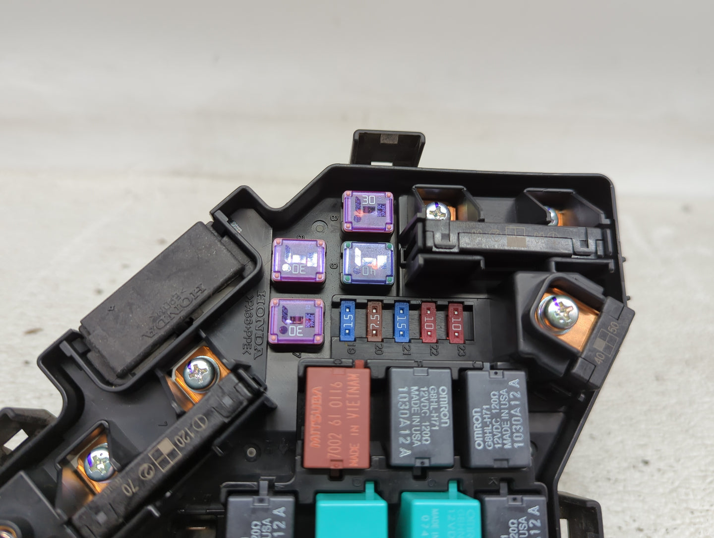 2009-2011 Honda Pilot Fusebox Fuse Box Panel Relay Module P/N:05140A Fits Fits 2009 2010 2011 OEM Used Auto Parts - Oemuseda