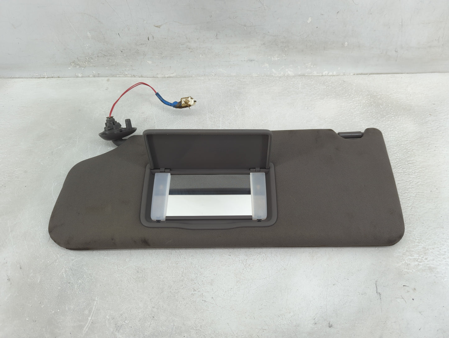 2009-2015 Honda Pilot Sun Visor Shade Replacement Driver Left Mirror Fits Fits 2009 2010 2011 2012 2013 2014 2015 OEM Used A