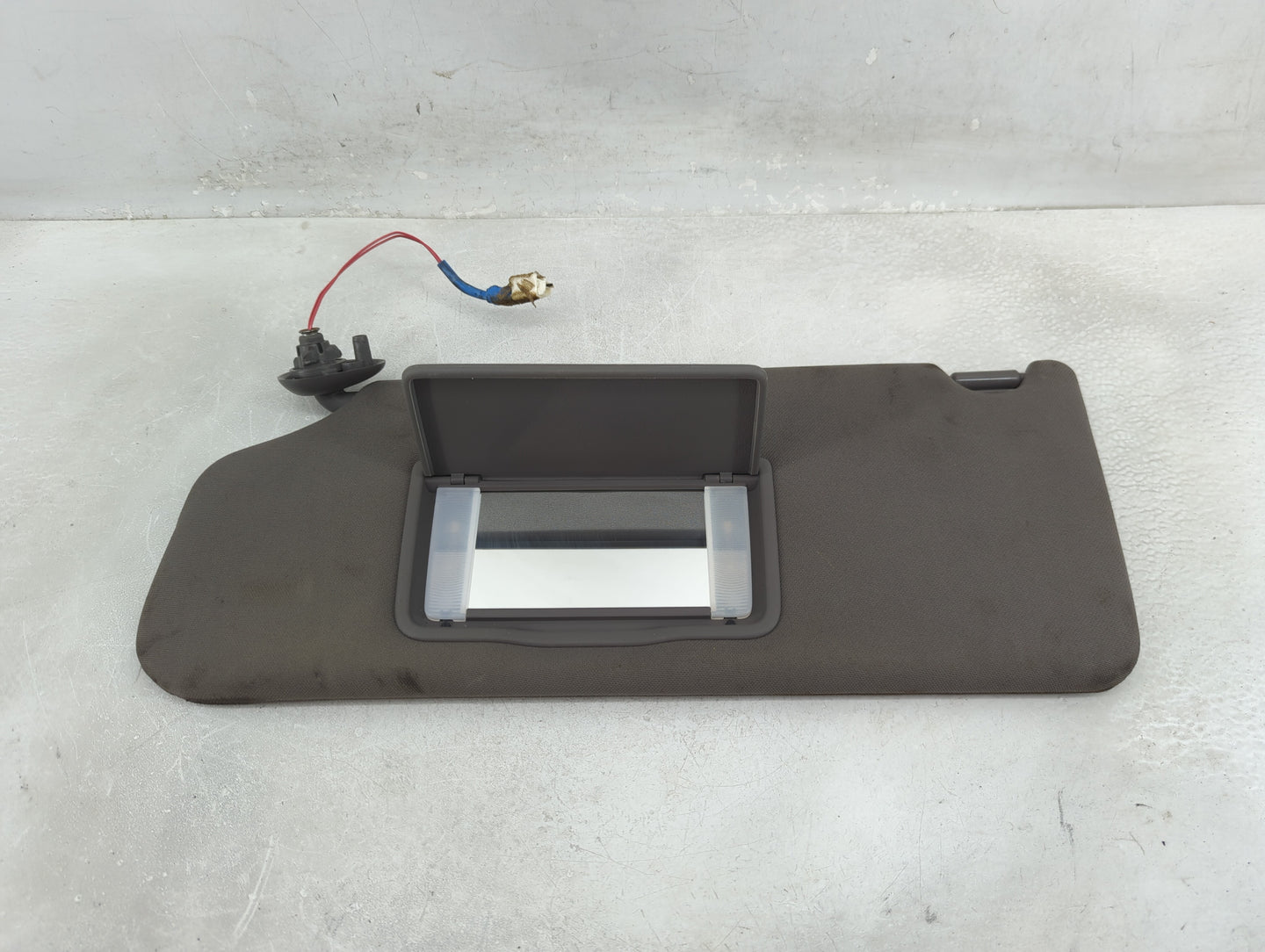 2009-2015 Honda Pilot Sun Visor Shade Replacement Driver Left Mirror Fits Fits 2009 2010 2011 2012 2013 2014 2015 OEM Used A