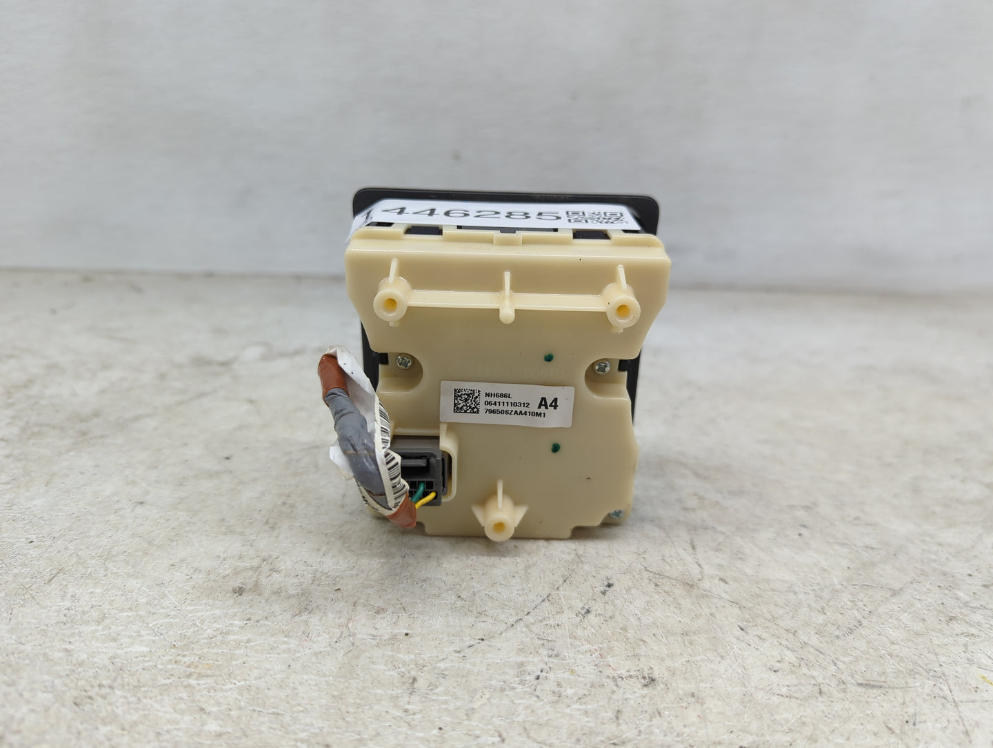 2009-2015 Honda Pilot Climate Control Module Temperature AC/Heater Replacement P/N:79650SZAA410M1 Fits OEM Used Auto Parts -