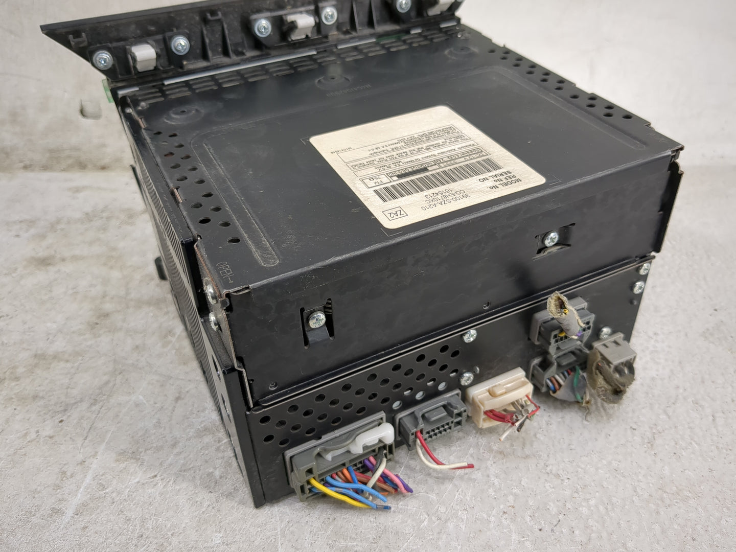 2009-2011 Honda Pilot Radio AM FM Cd Player Receiver Replacement P/N:39100-SZA-A210 CQ-EH8710XC Fits Fits 2009 2010 2011 OEM