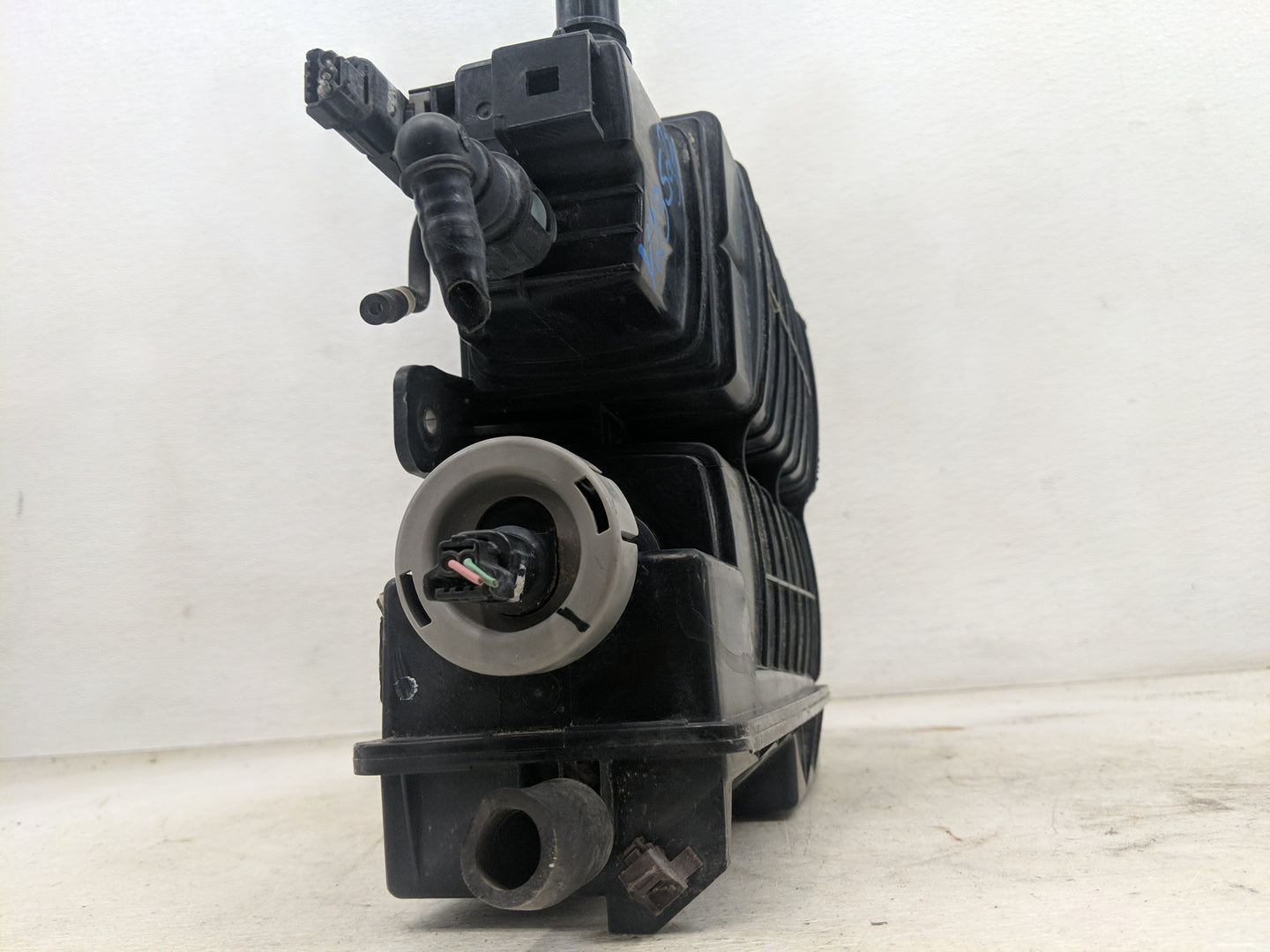 2011 Honda Pilot Fuel Vapor Charcoal Canister 1462029 - Oemusedautoparts1.com