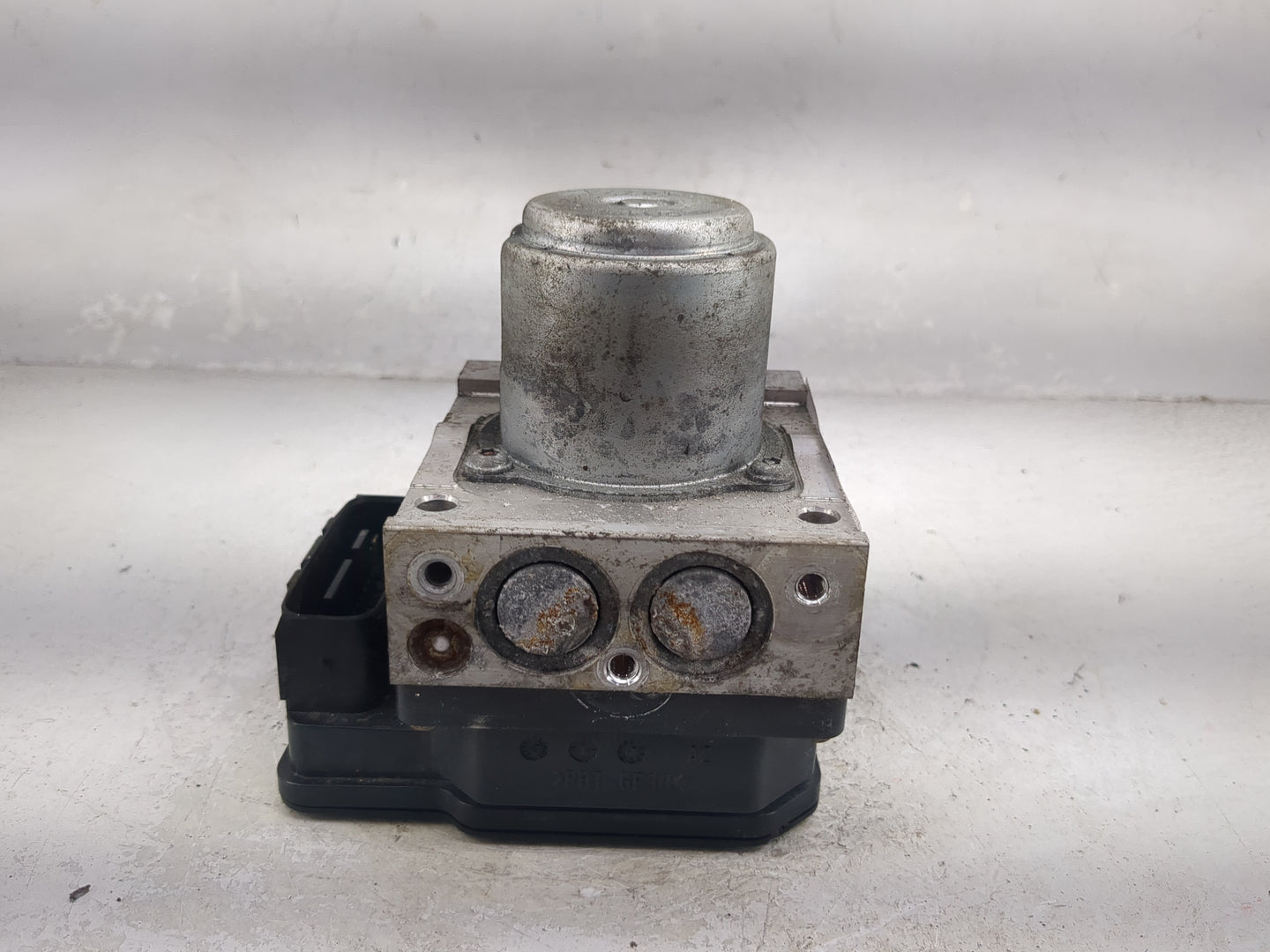 2009-2011 Honda Pilot ABS Pump Control Module Replacement P/N:0D14D 0139, 0B15, 1877A Fits Fits 2009 2010 2011 OEM Used Auto
