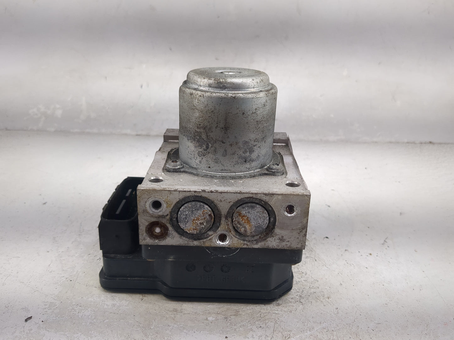2009-2011 Honda Pilot ABS Pump Control Module Replacement P/N:0D14D 0139, 0B15, 1877A Fits Fits 2009 2010 2011 OEM Used Auto