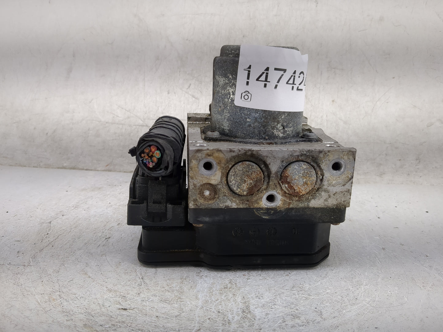 2009-2011 Honda Pilot ABS Pump Control Module Replacement P/N:ZA0V20D0971 Fits Fits 2009 2010 2011 OEM Used Auto Parts - Oem