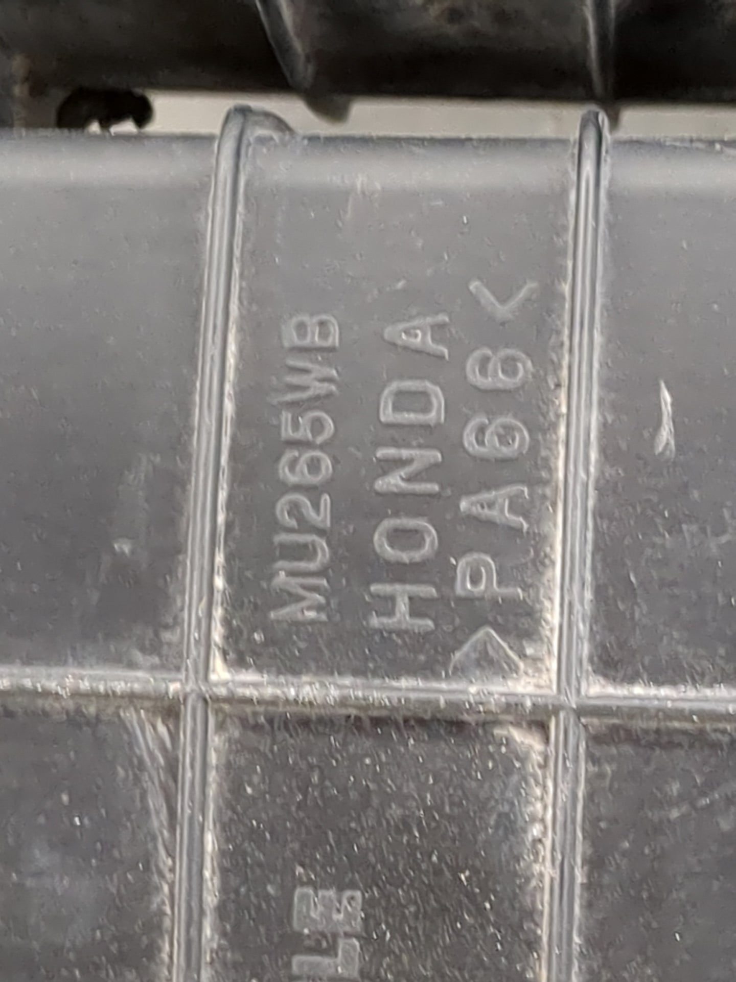 2011 Honda Pilot Fuel Vapor Charcoal Canister 1476929 - Oemusedautoparts1.com