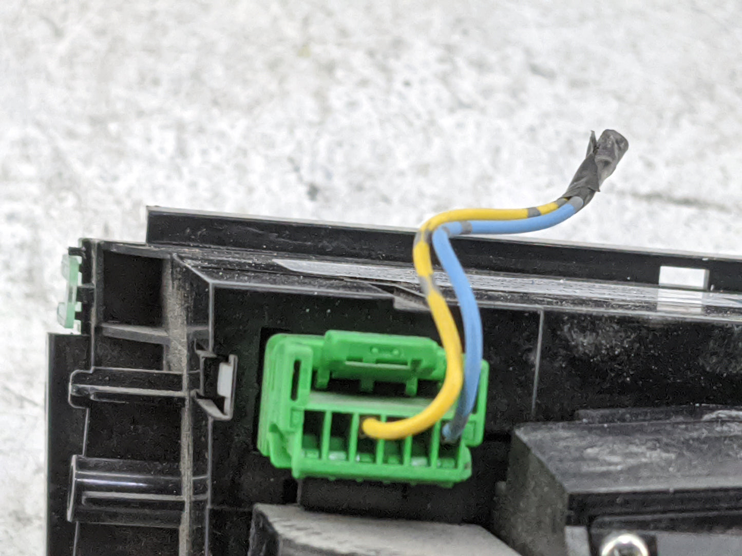 2011 Honda Pilot Information-gps-tv Control Module - Oemusedautoparts1.com