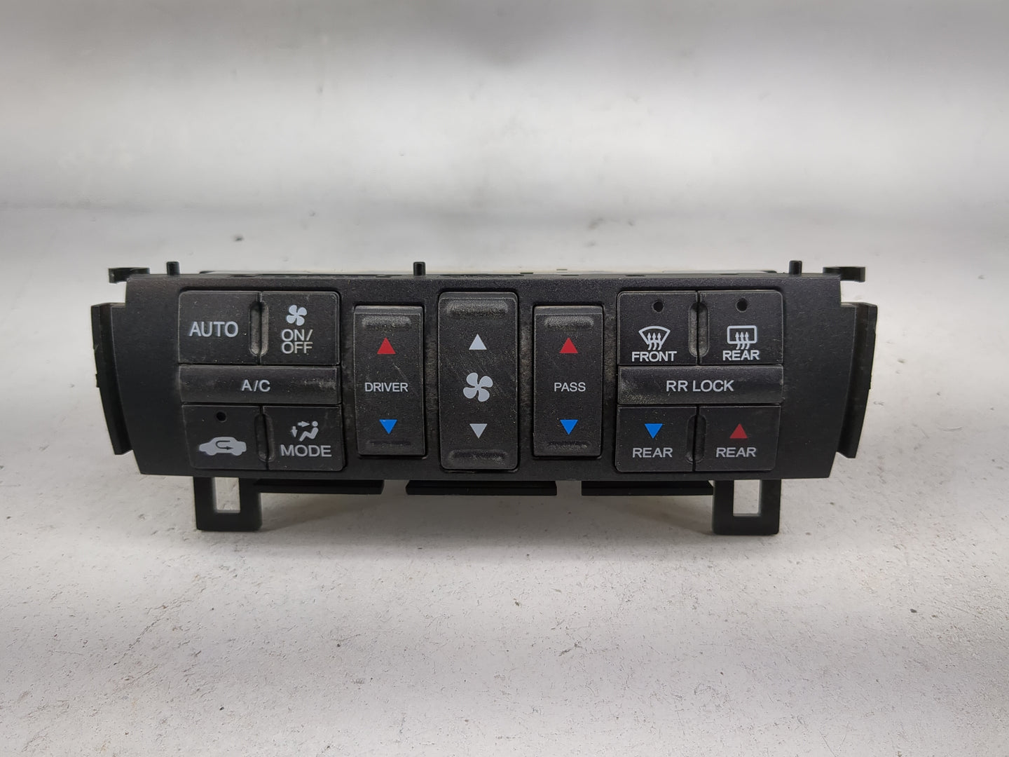 2011 Honda Pilot Climate Control Module Temperature AC/Heater Replacement P/N:79600SZAA710M1 Fits OEM Used Auto Parts - Oemu