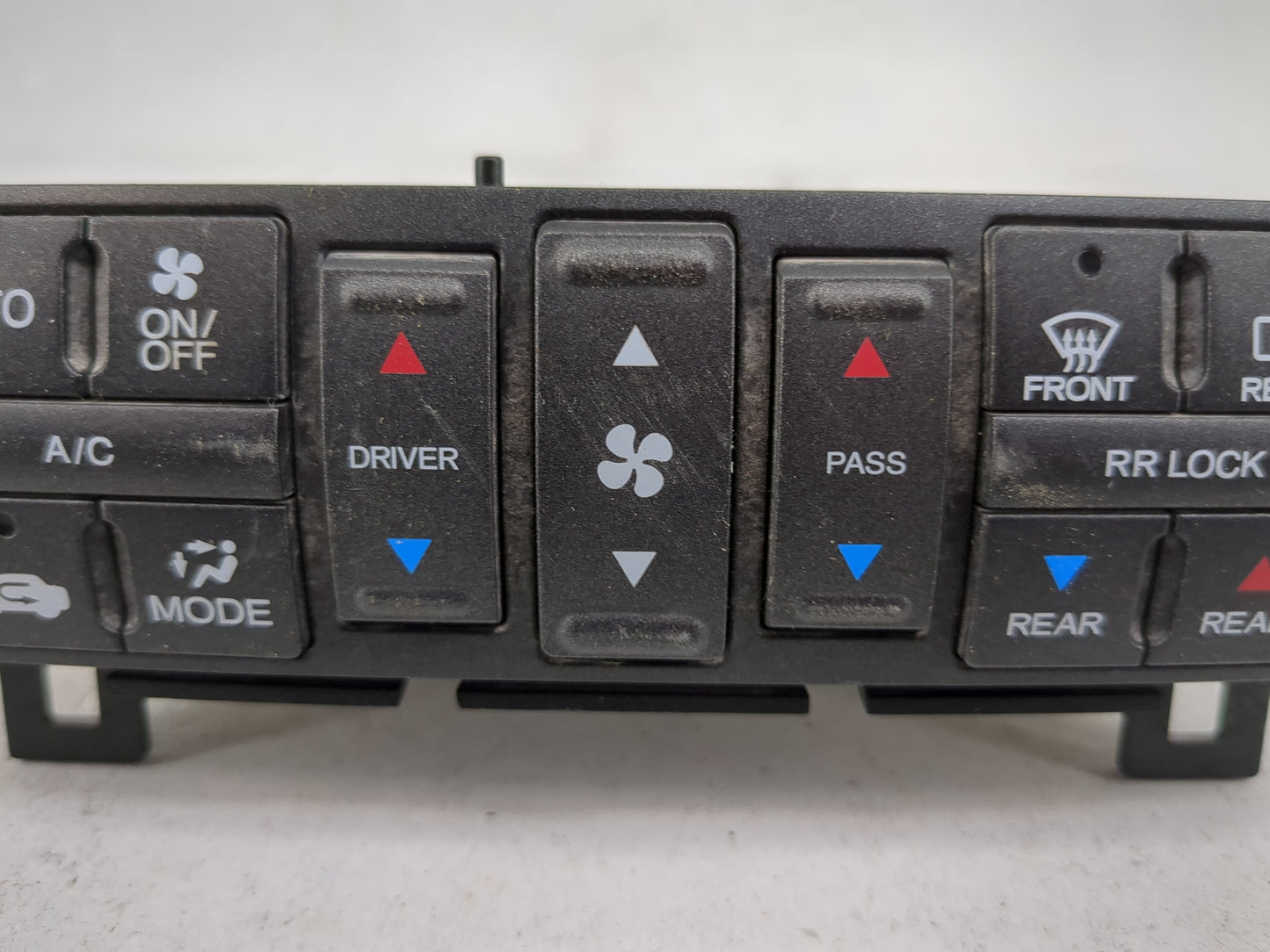 2011 Honda Pilot Climate Control Module Temperature AC/Heater Replacement P/N:79600SZAA710M1 Fits OEM Used Auto Parts - Oemu