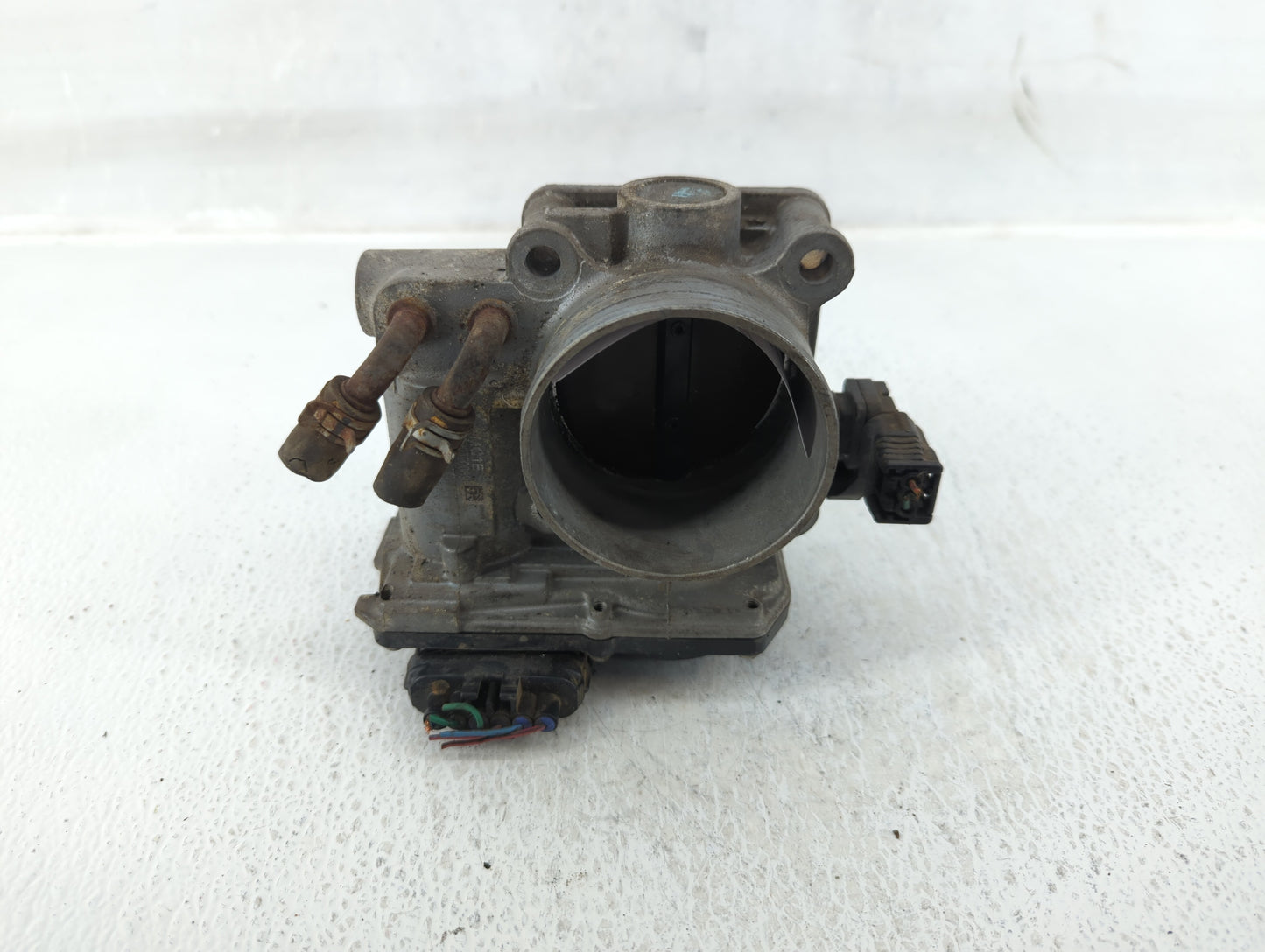2009-2015 Honda Pilot Throttle Body P/N:U31990350069 Fits Fits 2009 2010 2011 2012 2013 2014 2015 2016 2017 OEM Used Auto Pa