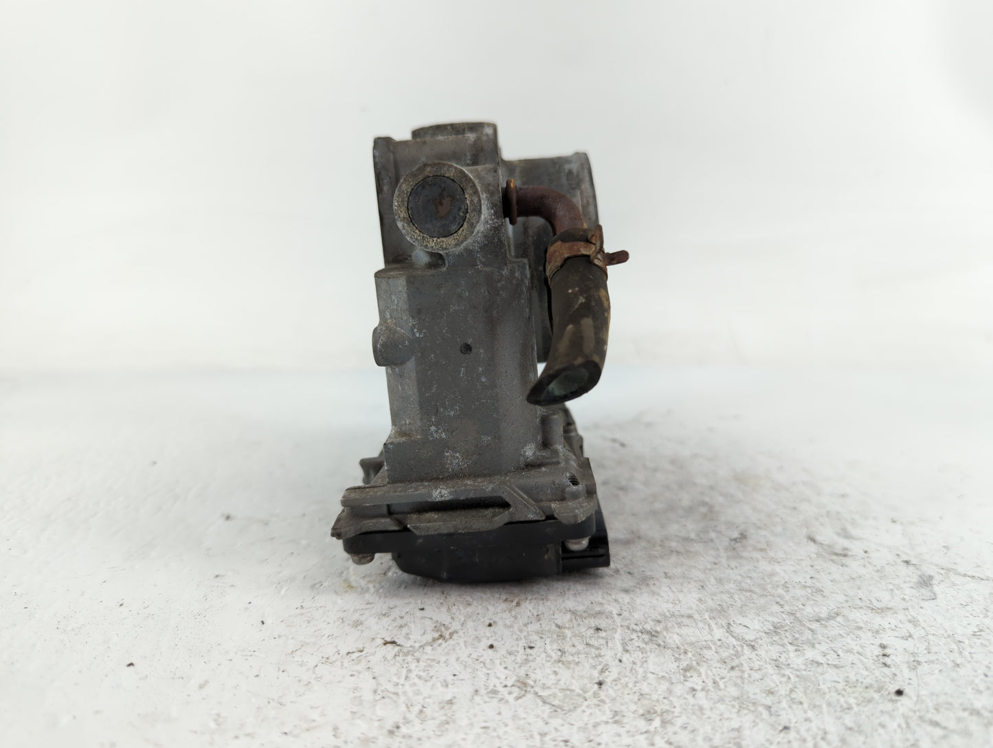 2009-2015 Honda Pilot Throttle Body P/N:1430 03M11 Fits Fits 2009 2010 2011 2012 2013 2014 2015 2016 2017 OEM Used Auto Part