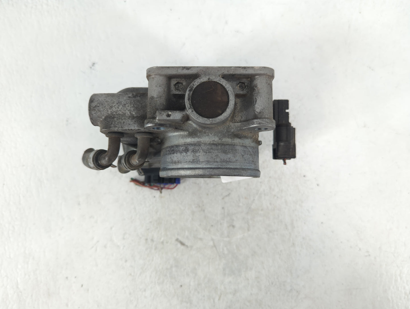 2009-2015 Honda Pilot Throttle Body P/N:1430 05011 Fits Fits 2009 2010 2011 2012 2013 2014 2015 2016 2017 OEM Used Auto Part