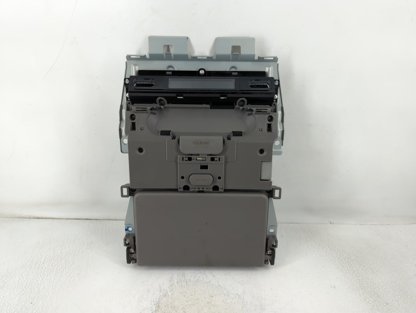 2009-2011 Honda Pilot Radio AM FM Cd Player Receiver Replacement P/N:39460-SZA-A01 Fits Fits 2009 2010 2011 OEM Used Auto Pa