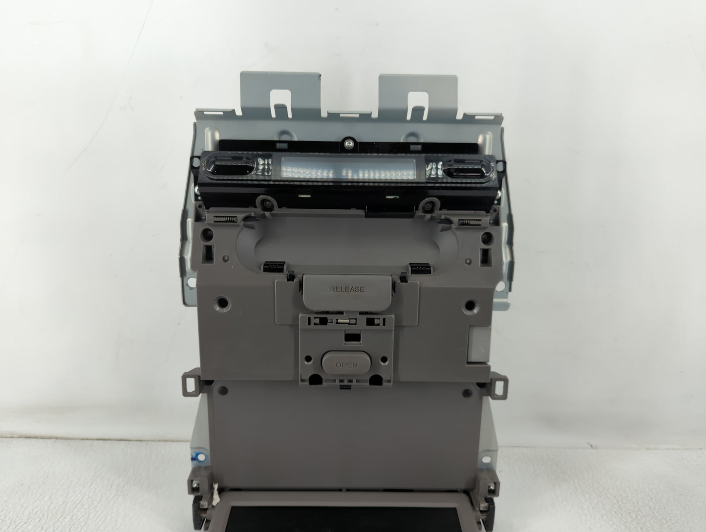 2009-2011 Honda Pilot Radio AM FM Cd Player Receiver Replacement P/N:39460-SZA-A01 Fits Fits 2009 2010 2011 OEM Used Auto Pa