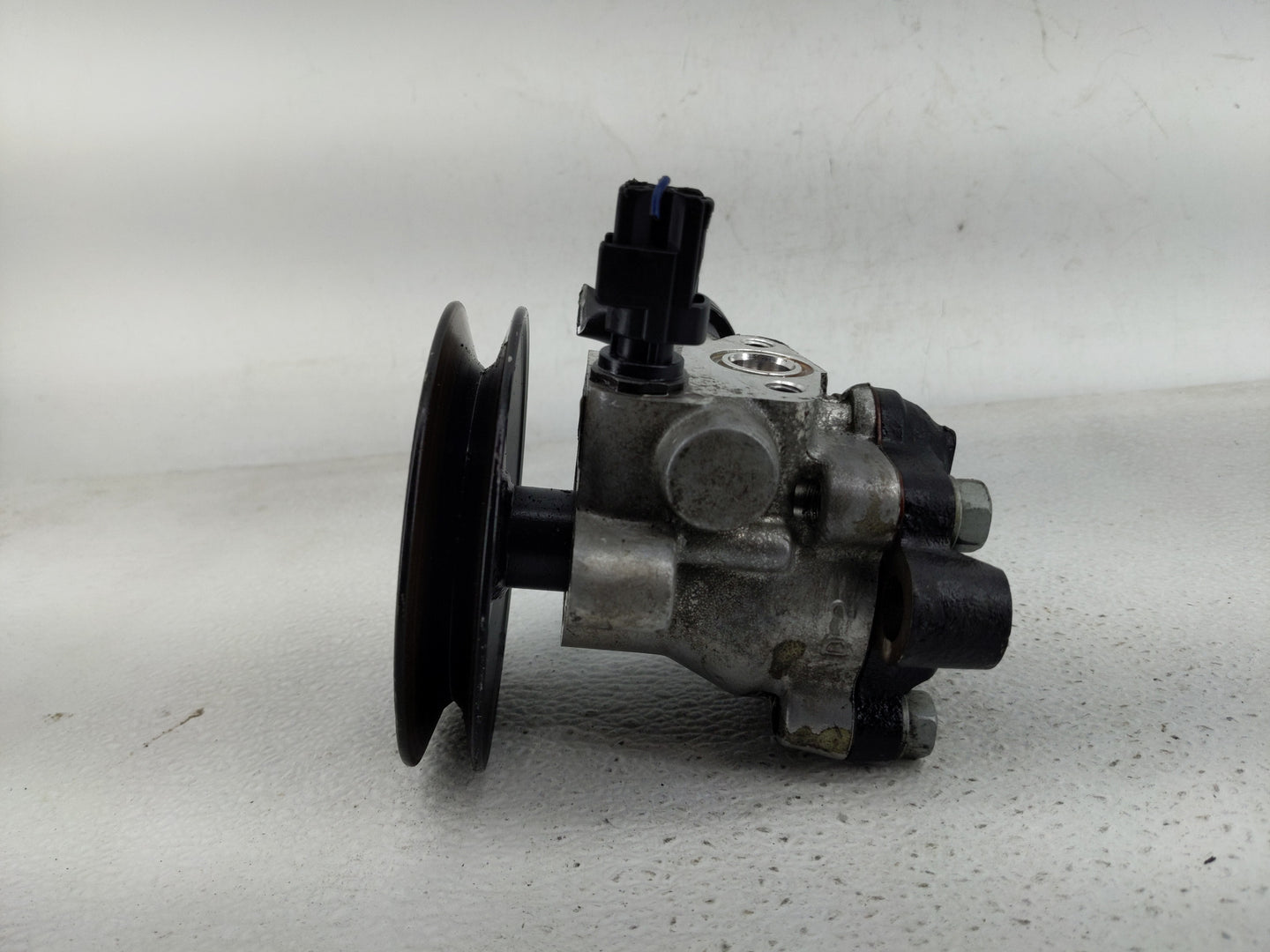 2011 Hyundai Accent Power Steering Column Pump Oem - Oemusedautoparts1.com