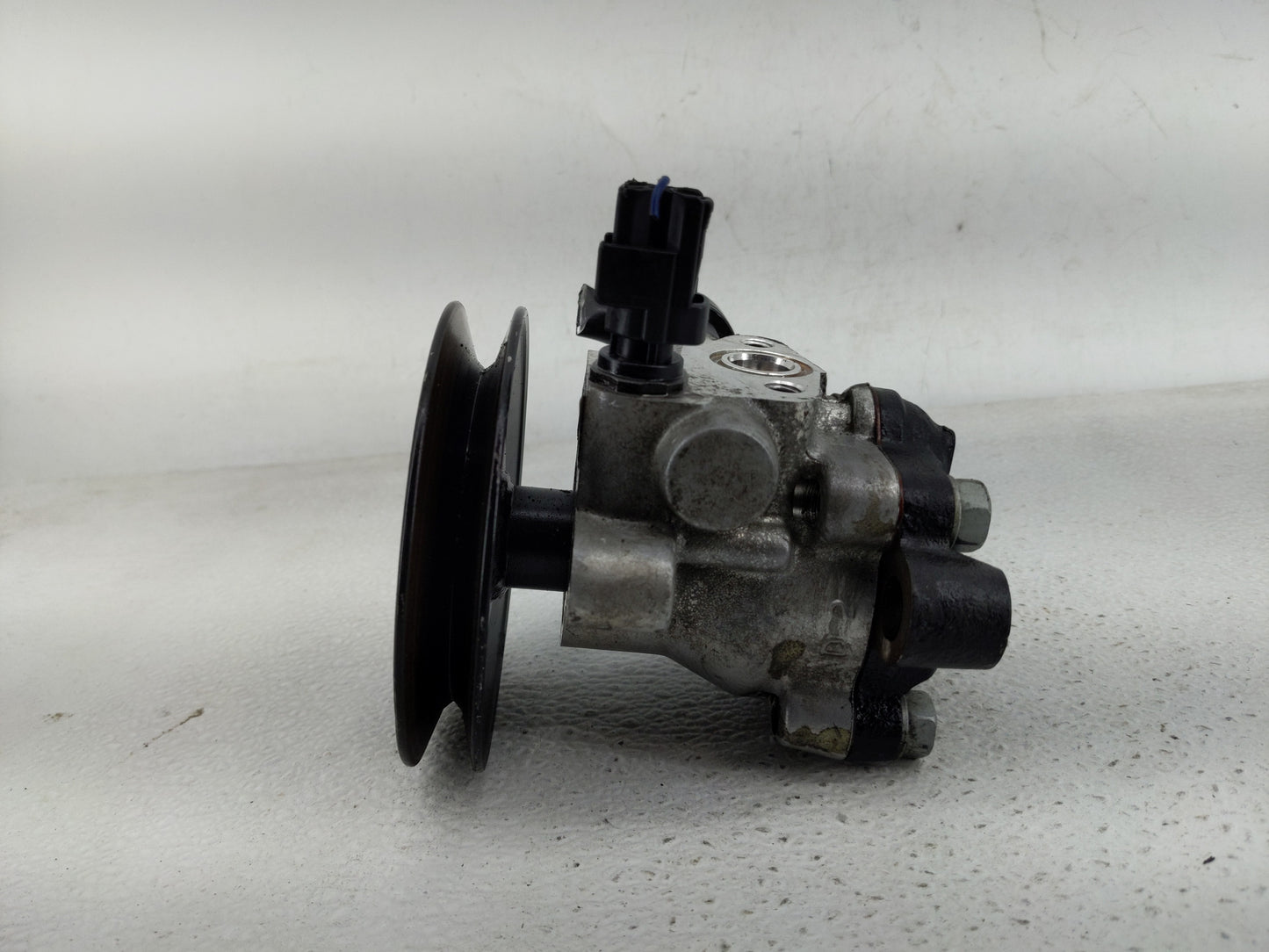 2011 Hyundai Accent Power Steering Column Pump Oem - Oemusedautoparts1.com