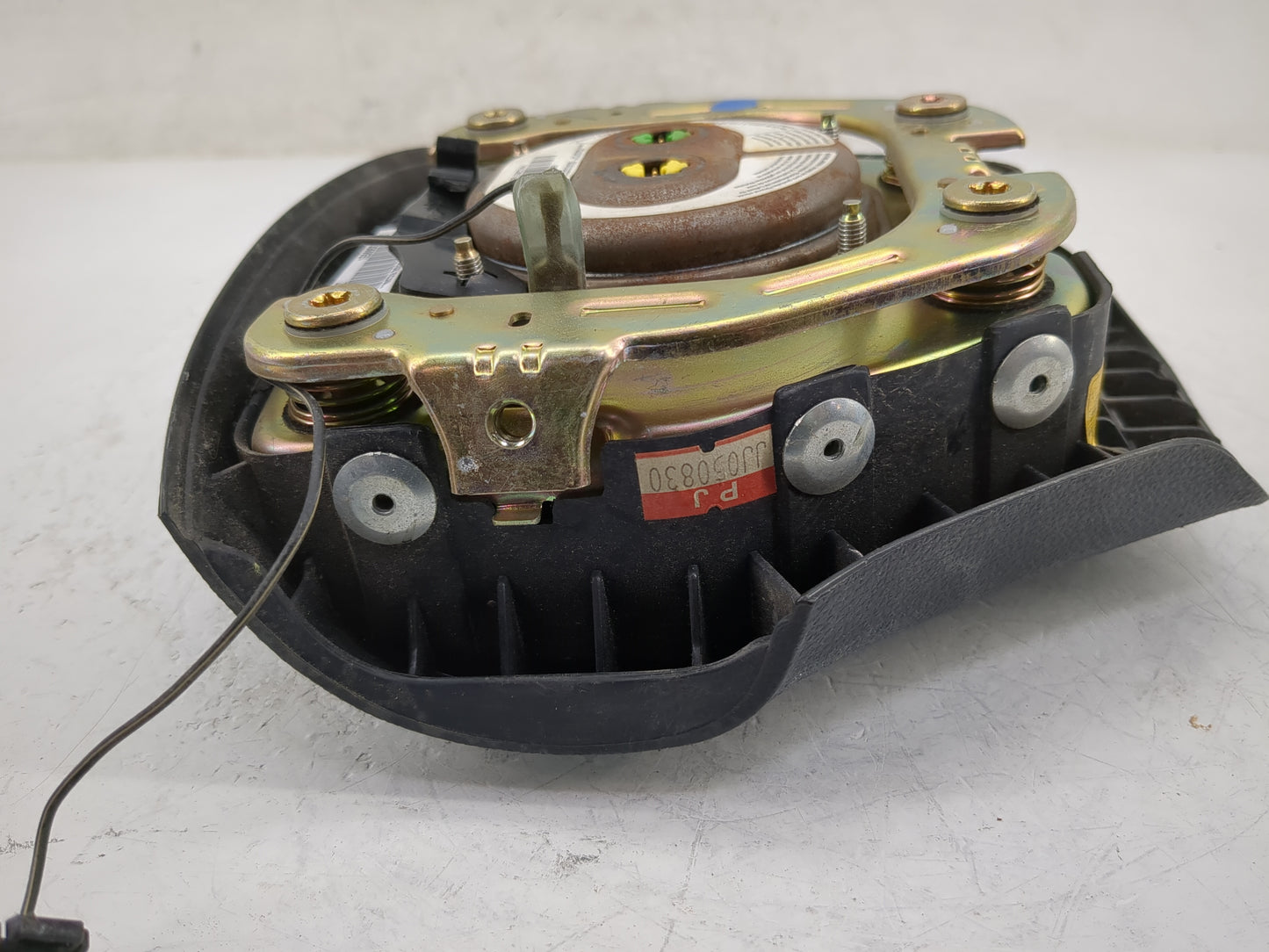2008-2011 Hyundai Accent Air Bag Driver Left Steering Wheel Mounted P/N:569001E101 Fits Fits 2008 2009 2010 2011 OEM Used Au