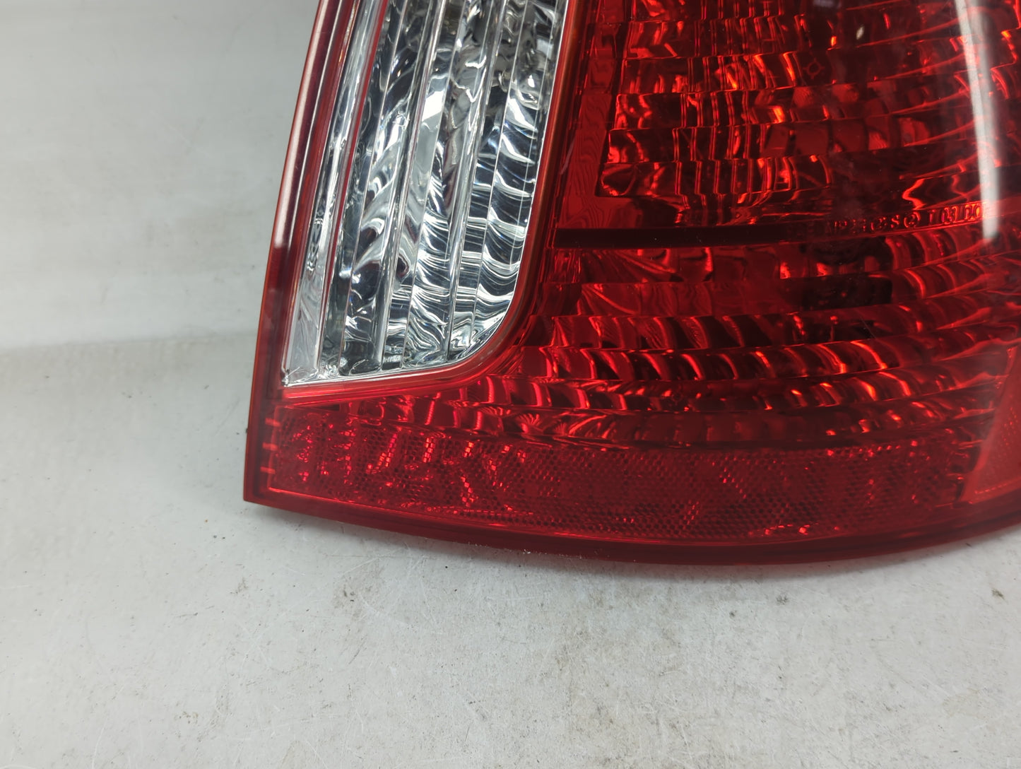 2006-2011 Hyundai Accent Tail Light Assembly Passenger Right OEM Fits Fits 2006 2007 2008 2009 2010 2011 OEM Used Auto Parts