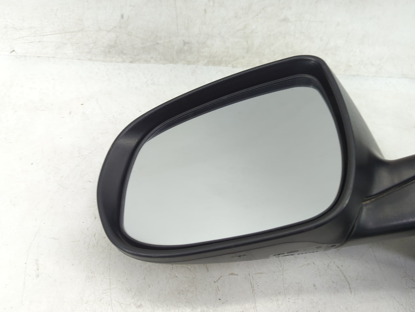 2010-2011 Hyundai Accent Driver Side View Mirror - Left Door Mirror OEM Used - Oemusedautoparts1.com