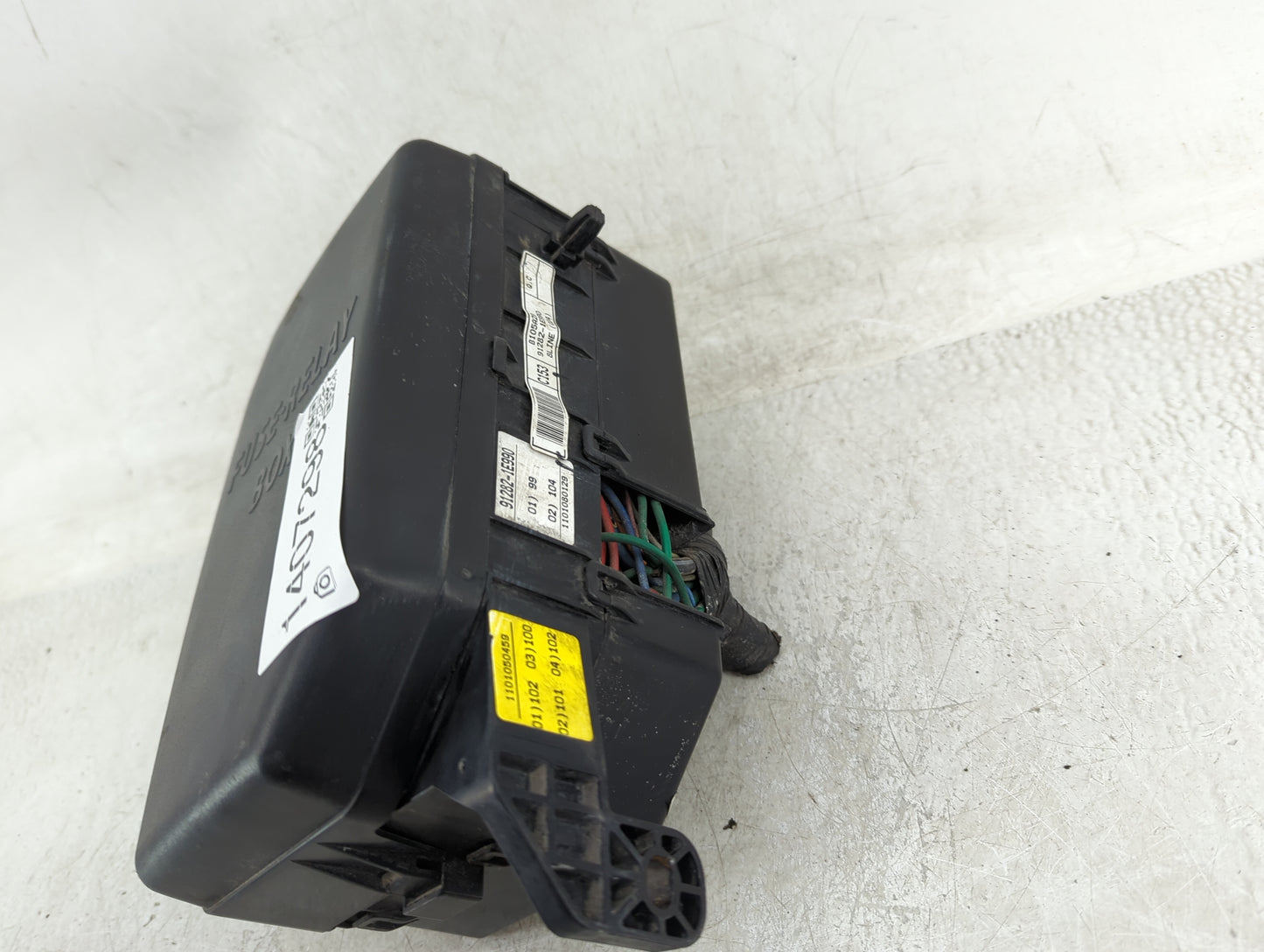2006-2011 Hyundai Accent Fusebox Fuse Box Panel Relay Module P/N:91282-1E990 Fits Fits 2006 2007 2008 2009 2010 2011 OEM Use