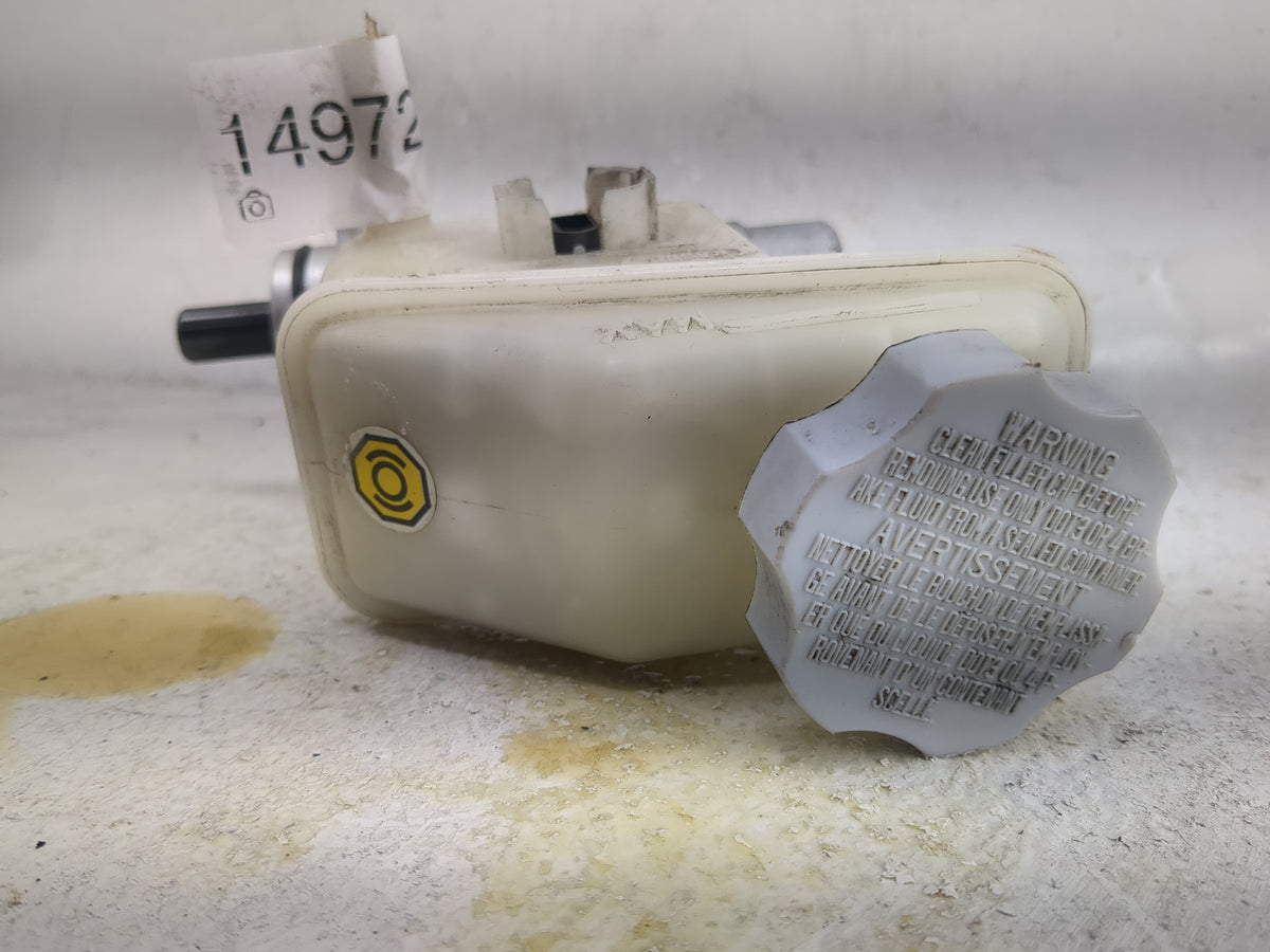 2006-2011 Hyundai Accent Brake Master Cylinder 1497287 - Oemusedautoparts1.com