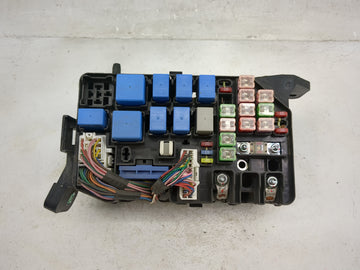 2006-2011 Hyundai Accent Fusebox Fuse Box Panel Relay Module P/N:91285-1E041 A508B21 Fits Fits 2006 2007 2008 2009 2010 2011 OEM Used Auto Parts