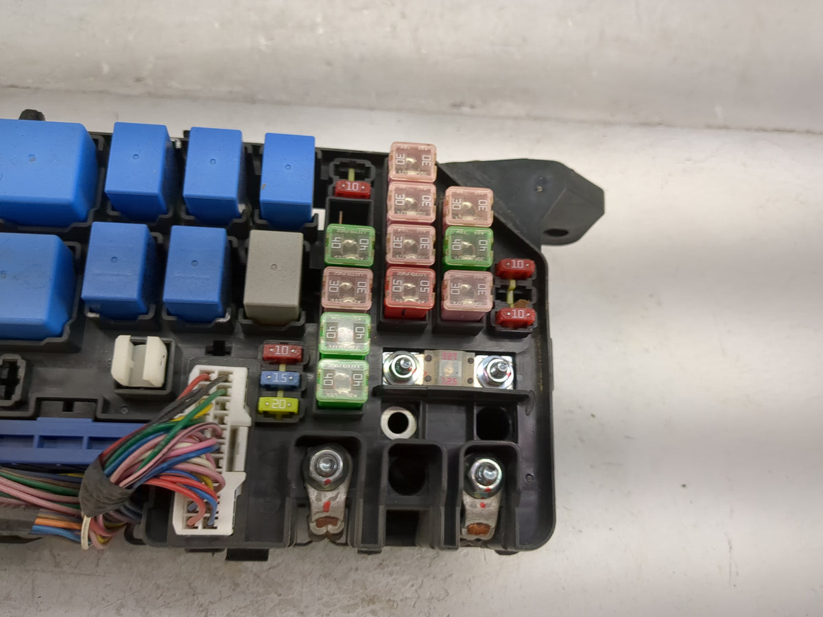 2006-2011 Hyundai Accent Fusebox Fuse Box Panel Relay Module P/N:91285-1E041 A508B21 Fits Fits 2006 2007 2008 2009 2010 2011