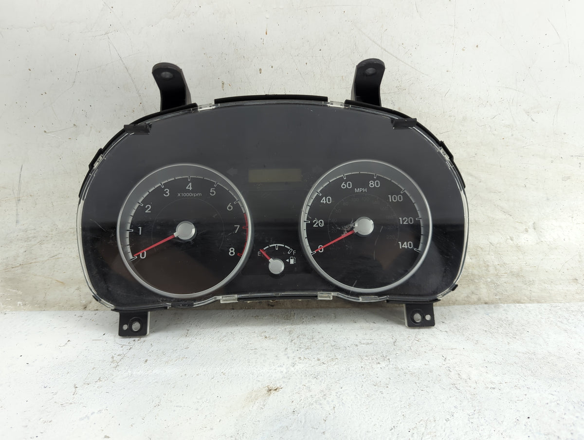 2010-2011 Hyundai Accent Instrument Cluster Speedometer Gauges P/N:94009-1E232 Miles: Fits Fits 2010 2011 OEM Used Auto Part