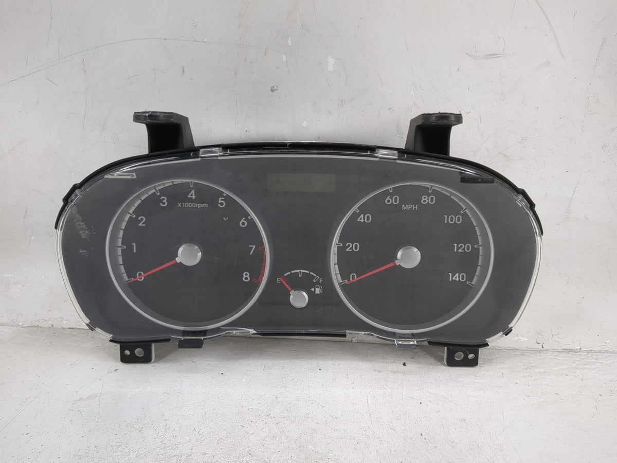 2010-2011 Hyundai Accent Instrument Cluster Speedometer Gauges P/N:94009-1E232 Miles: Fits Fits 2010 2011 OEM Used Auto Part