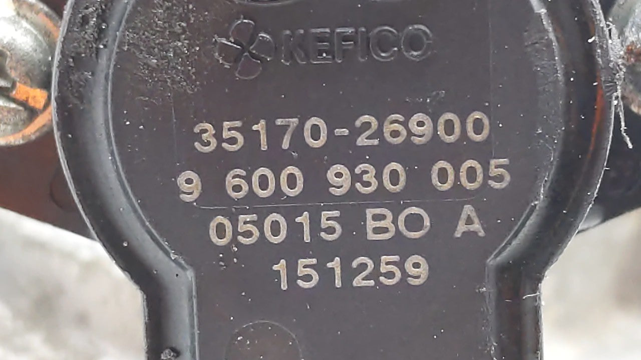 2006-2011 Hyundai Accent Throttle Body P/N:35170-26900 35100-26860 Fits Fits 2006 2007 2008 2009 2010 2011 OEM Used Auto Par