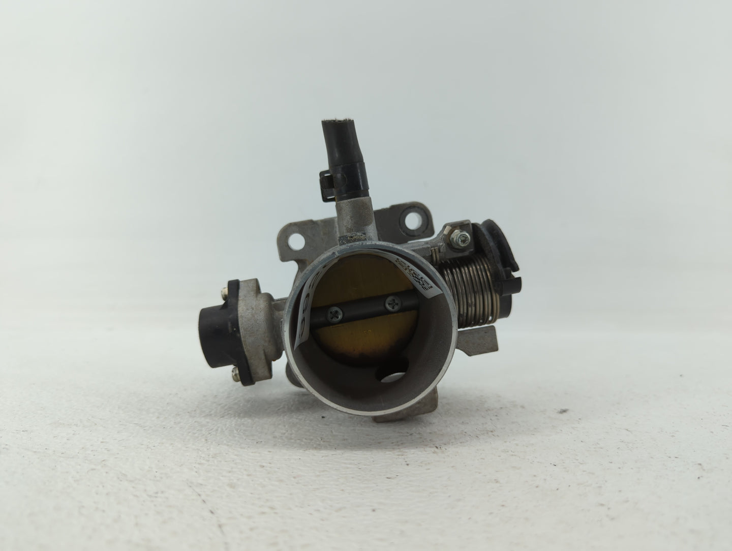 2006-2011 Hyundai Accent Throttle Body P/N:35170-26900 35100-26860 Fits Fits 2006 2007 2008 2009 2010 2011 OEM Used Auto Par