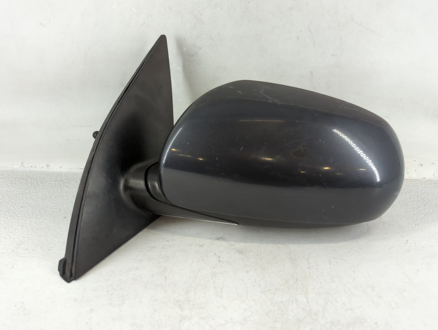 2010-2011 Hyundai Accent Driver Side View Mirror - Left Door Mirror OEM Used - Oemusedautoparts1.com