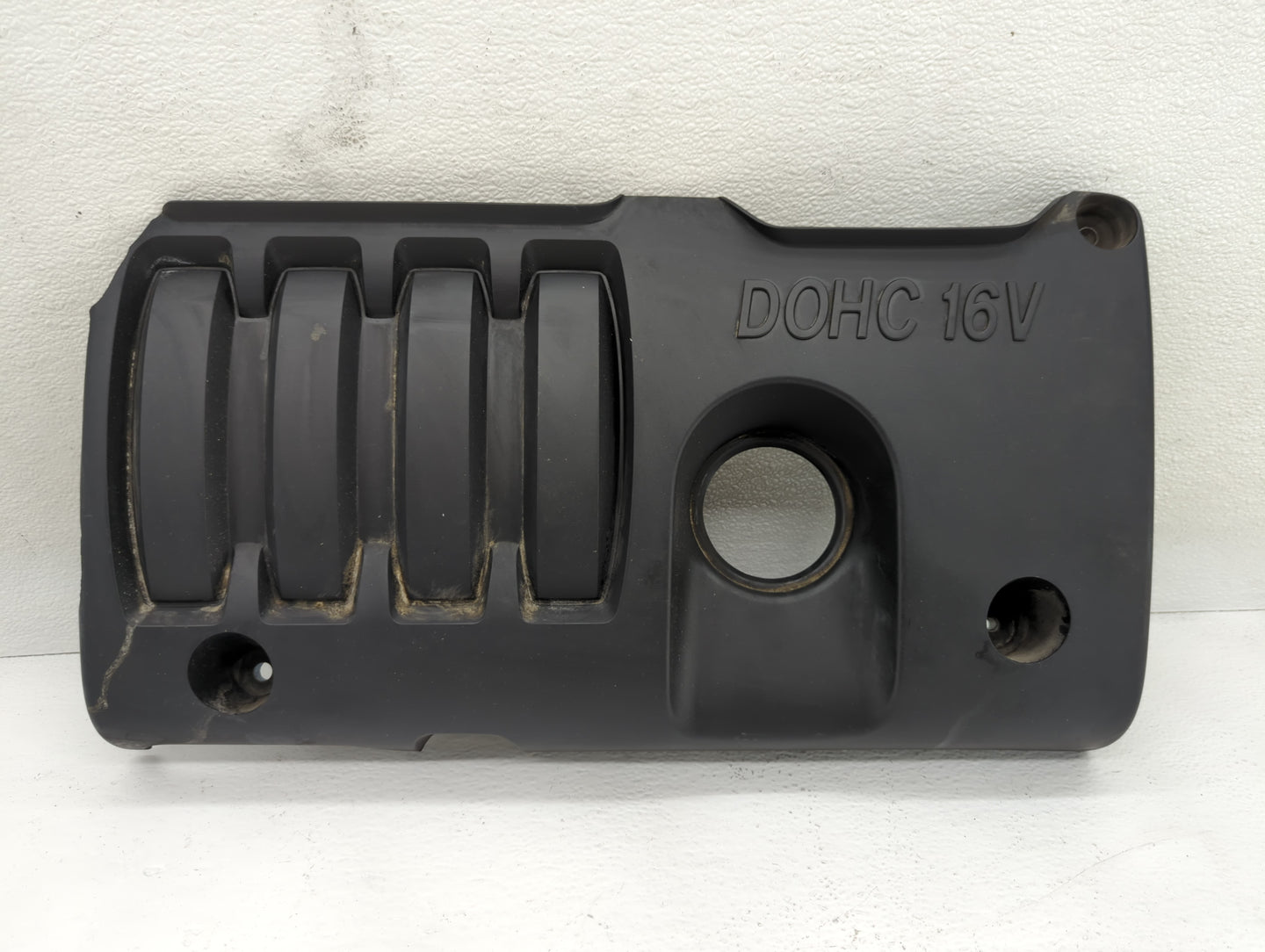 2011 Hyundai Accent Engine Cover - Oemusedautoparts1.com