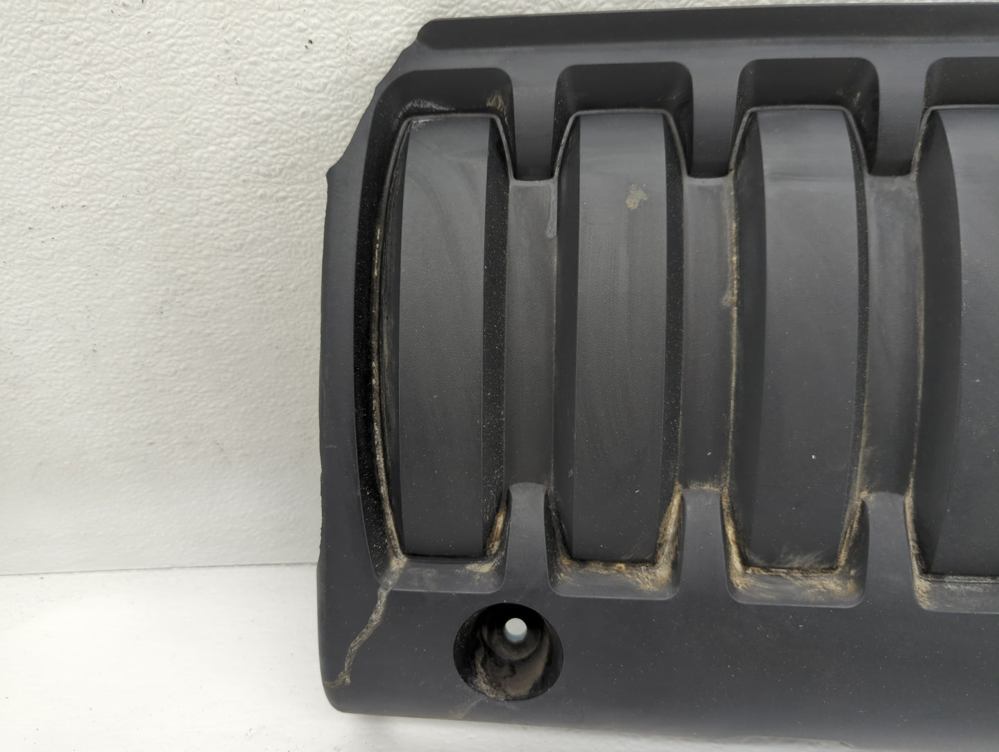 2011 Hyundai Accent Engine Cover - Oemusedautoparts1.com