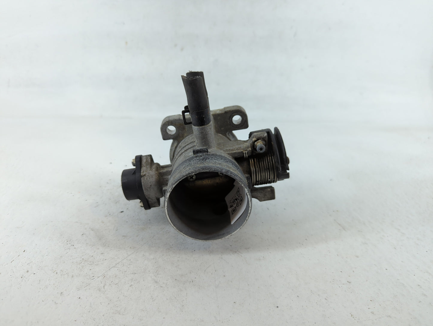 2006-2011 Hyundai Accent Throttle Body P/N:35170-26900 Fits Fits 2006 2007 2008 2009 2010 2011 OEM Used Auto Parts - Oemused