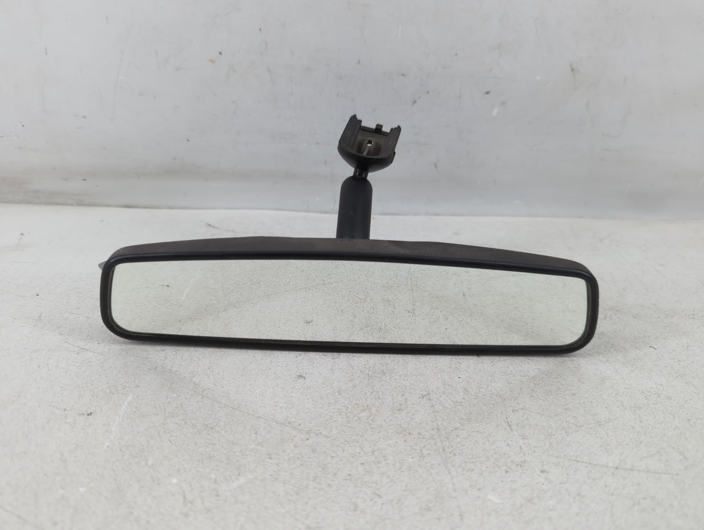 2001-2012 Hyundai Elantra Interior Rear View Mirror Replacement OEM P/N:E8011083 Fits OEM Used Auto Parts - Oemusedautoparts