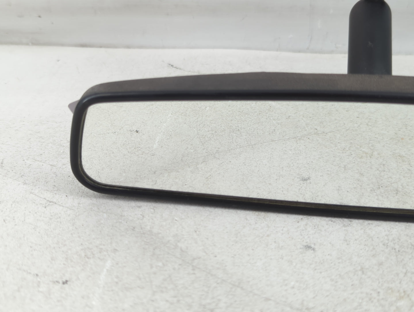 2001-2012 Hyundai Elantra Interior Rear View Mirror Replacement OEM P/N:E8011083 Fits OEM Used Auto Parts - Oemusedautoparts