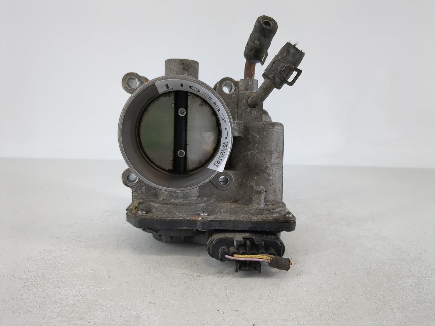 2011-2020 Hyundai Elantra Throttle Body P/N:35100-2E000 Fits Fits 2011 2012 2013 2014 2015 2016 2017 2018 2019 2020 2021 OEM