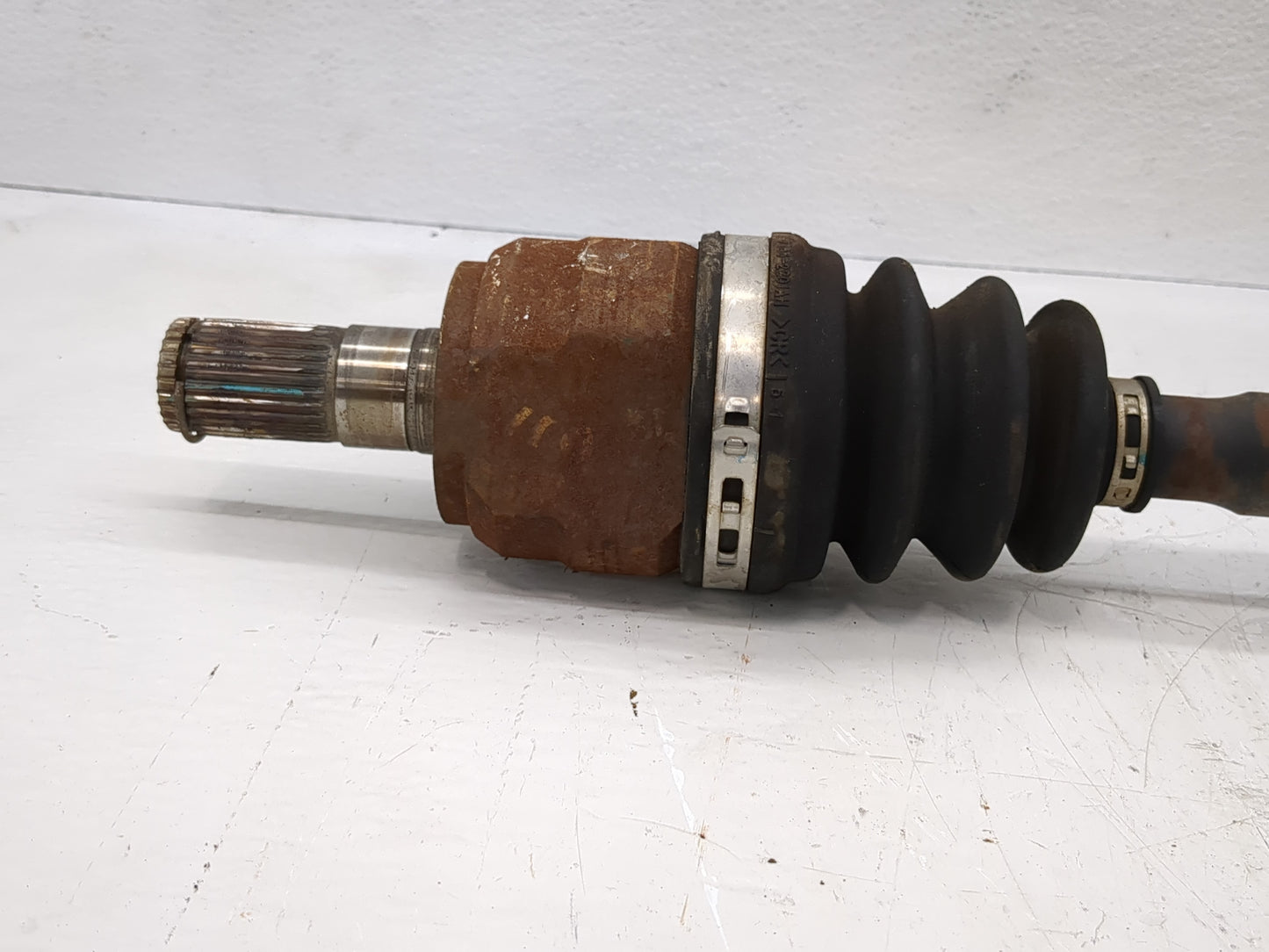 2011-2016 Hyundai Elantra Axle Shaft Front Passenger Cv C/v - Oemusedautoparts1.com