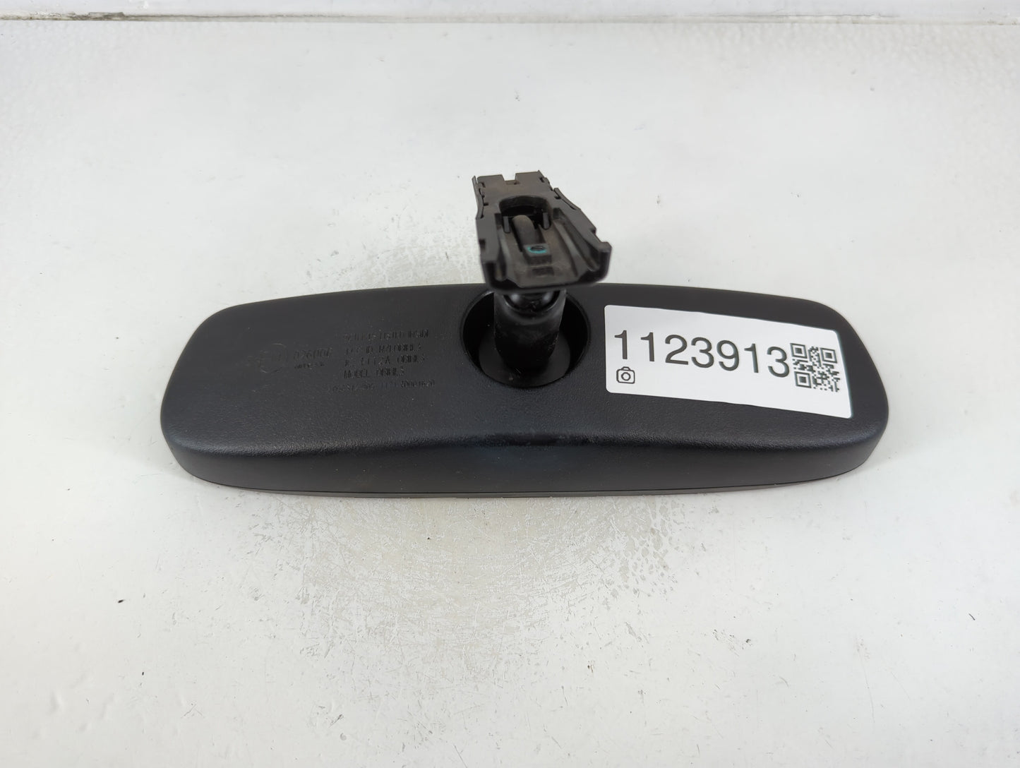 2011 Hyundai Elantra Interior Rear View Mirror Replacement OEM P/N:IE11026006 Fits OEM Used Auto Parts - Oemusedautoparts1.c