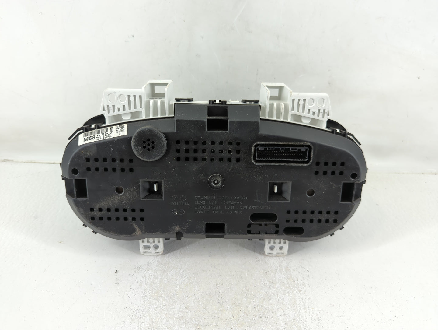 2011-2012 Hyundai Elantra Instrument Cluster Speedometer Gauges P/N:94001-3X230 94001-3Y120 Fits Fits 2011 2012 OEM Used Aut