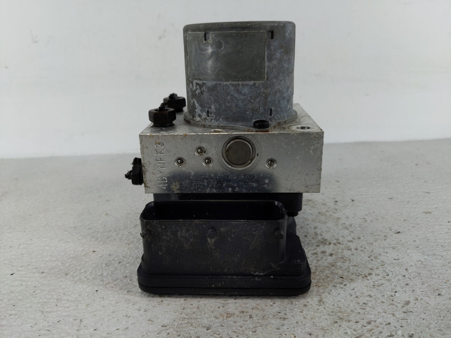 2011-2013 Hyundai Elantra ABS Pump Control Module Replacement P/N:58920-3X700 Fits Fits 2011 2012 2013 OEM Used Auto Parts -