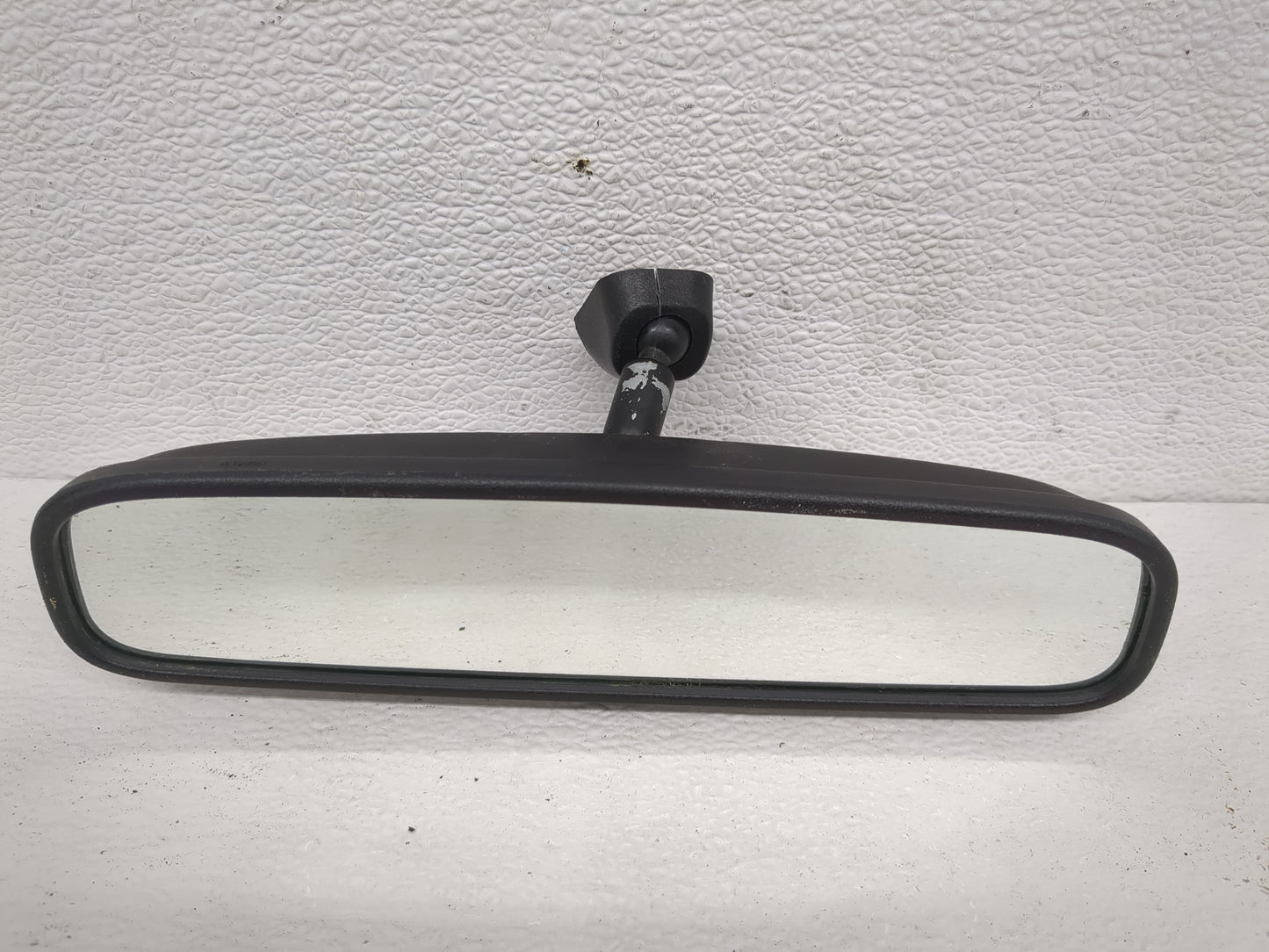 2011-2020 Hyundai Elantra Interior Rear View Mirror Replacement OEM P/N:E4012143 Fits OEM Used Auto Parts - Oemusedautoparts