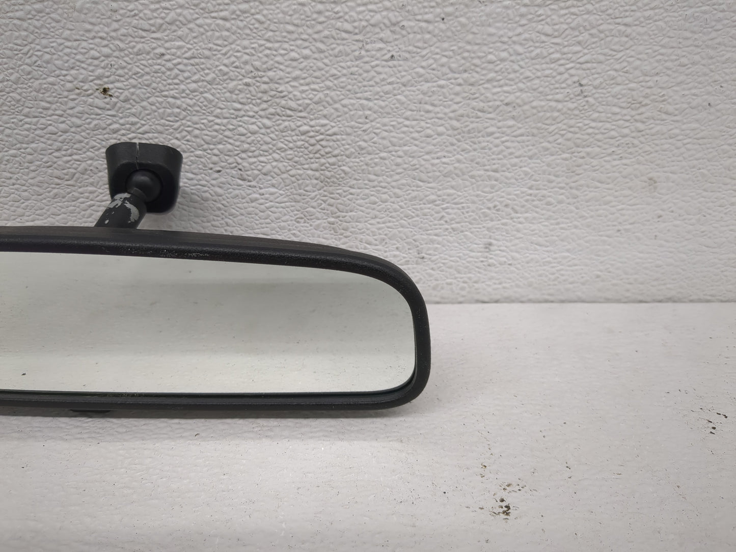2011-2020 Hyundai Elantra Interior Rear View Mirror Replacement OEM P/N:E4012143 Fits OEM Used Auto Parts - Oemusedautoparts